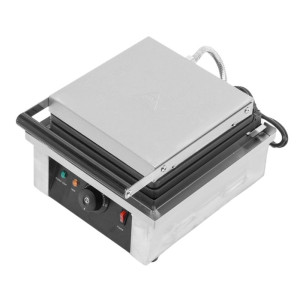 Električni pekač za vafle Dynasteel - Pripremite mekane vafle u rekordnom vremenu!