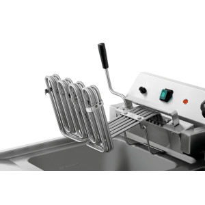 Friteza 12L-10 Bartscher: Robusna ekonomična električna friteza.