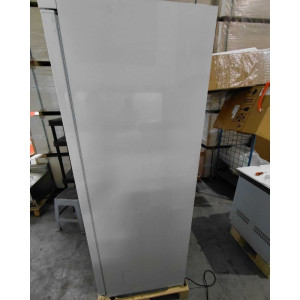 Ventilirani rashladni ormar 600 L - Unutrašnjost ABS - Dynasteel