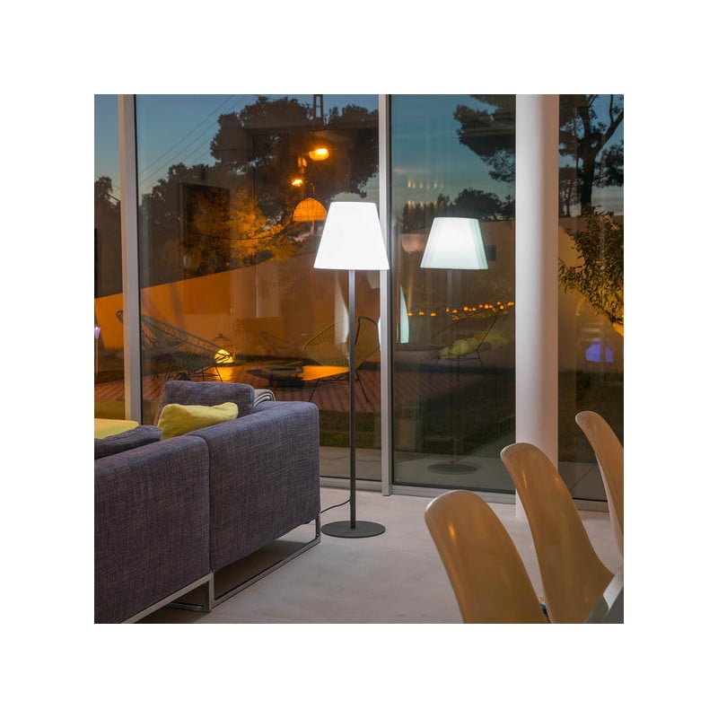 Wired Outdoor Lamp Post - Standy 150 cm - Lumisky Wired Outdoor Lamp Post - Standy 150 cm - Lumisky