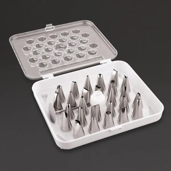 Razni inox kalupi za kolače - set od 26